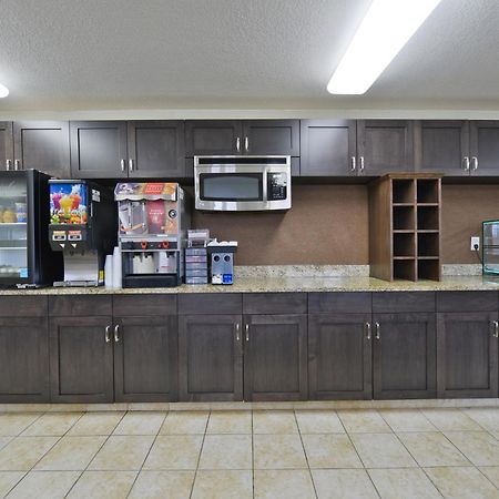 Americas Best Value Inn&Suites Bismarck Restaurante foto